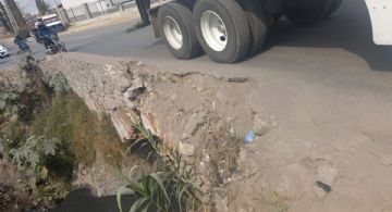 Restringe Tultepec la circulación de transporte de carga a horario nocturno, tras colapso de puente