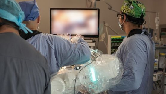 Realizan 68 cirugías de alta tecnología con Unidad de Inteligencia Robótica en el EDOMEX