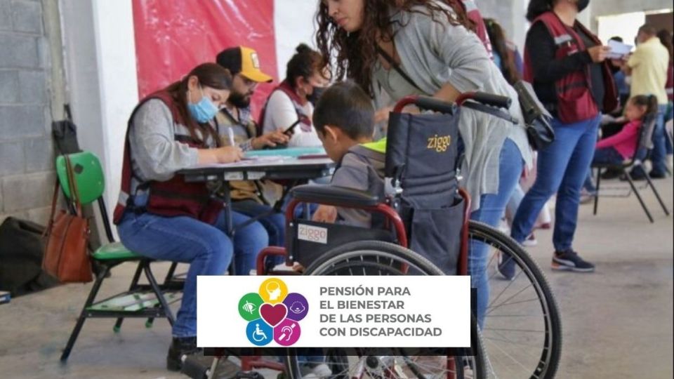 La Pensión para el Bienestar de las Personas con Discapacidad entrega apoyos económicos a mexiquenses que padecen una discapacidad permanente.