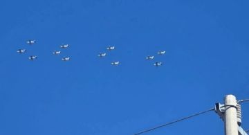 ¿Por qué estan pasando aviones militares hoy en en el cielo de EDOMEX?