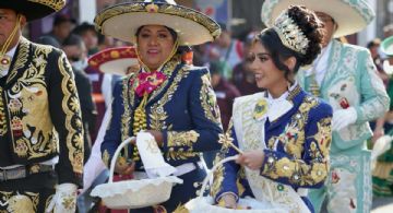 Celebran el desfile de Carnaval más largo de México, en Chimalhuacán, Edomex