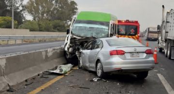 Choque frontal en Circuito Exterior Mexiquense hoy 30 de marzo cobra la vida de una mujer