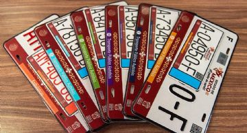 Renueva Semov la imagen institucional de las placas de transporte público en el Edomex