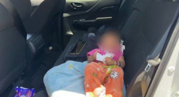 Abandonan a bebé de seis meses en taxi de aplicación en Ecatepec, la policía ya resguarda al menor
