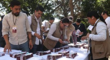 Inicia entrega de tarjetas Beca Rita Cetina para primaria en Edomex: fechas y sedes por municipio