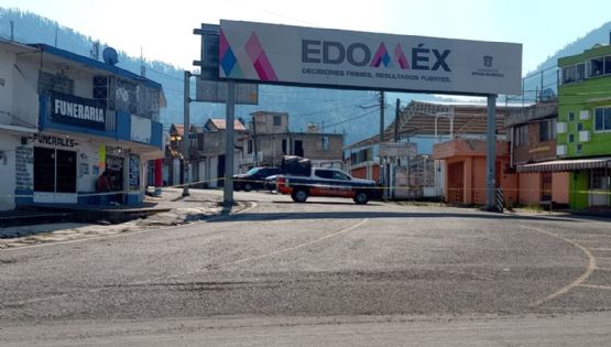 Pobladores de Santa Martha de Ocuilan bloquean glorieta que conduce a Lagunas de Zempoala